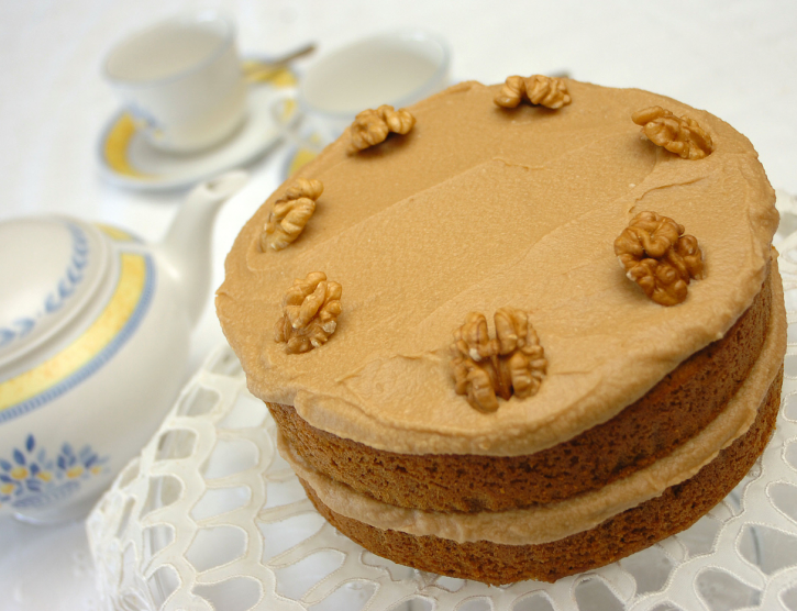 coffee-and-walnut-cake